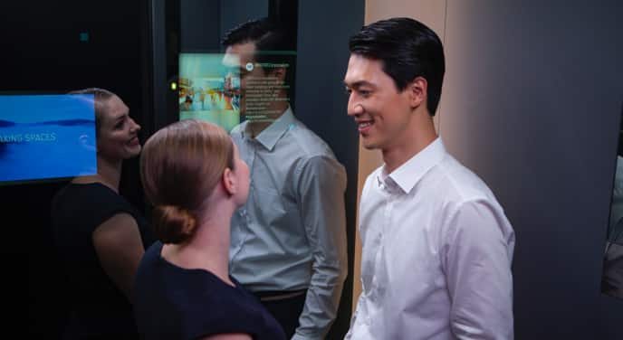 img_DX-a-couple-in-elevator