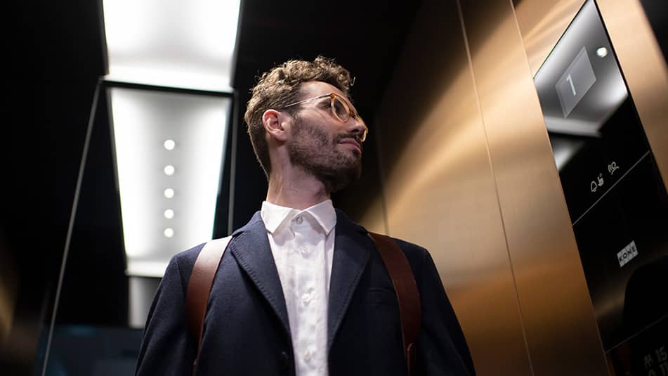 Zwiększ wrażenia przyszłego użytkownika, testując różne opcje oświetlenia w celu określenia najlepszego efektu.