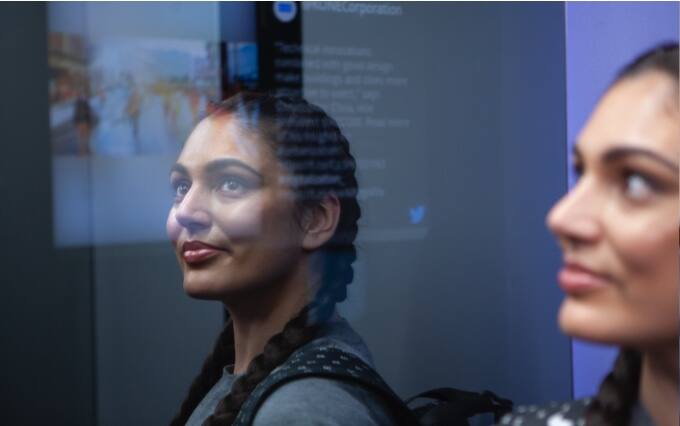 ZAPEWNIJ INFORMACJĘ I ROZRYWKĘ